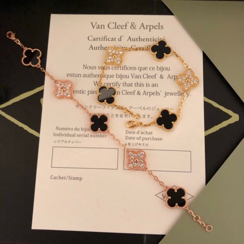 Replica Van Cleef & Arpels Bracelets For Women #1171015 $36.00 USD for Wholesale