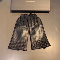 $60.00 USD Bottega Veneta BV Gloves For Men #1166739