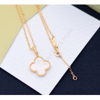 $17.00 USD Van Cleef & Arpels Necklaces For Women #1168365