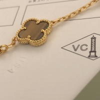 $36.00 USD Van Cleef & Arpels Bracelets For Women #1171008