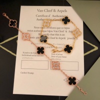 $36.00 USD Van Cleef & Arpels Bracelets For Women #1171016