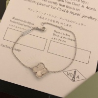 $25.00 USD Van Cleef & Arpels Bracelets For Women #1171078