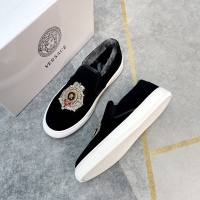 $72.00 USD Versace Casual Shoes For Men #1173295
