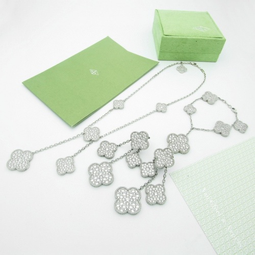 Replica Van Cleef &amp; Arpels Jewelry Set For Women #1176954, $98.00 USD, [ITEM#1176954], Replica Van Cleef &amp; Arpels Jewelry Set outlet from China