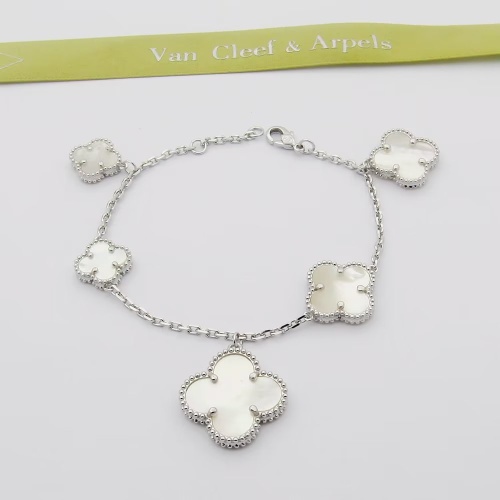 Replica Van Cleef &amp; Arpels Bracelets For Women #1177574, $32.00 USD, [ITEM#1177574], Replica Van Cleef &amp; Arpels Bracelets outlet from China