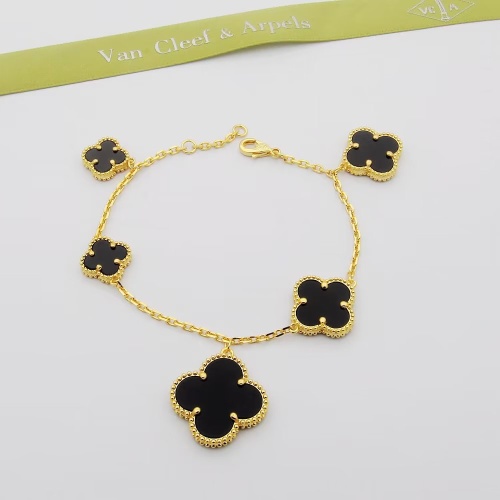 Replica Van Cleef &amp; Arpels Bracelets For Women #1177582, $32.00 USD, [ITEM#1177582], Replica Van Cleef &amp; Arpels Bracelets outlet from China