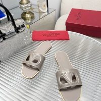 $68.00 USD Valentino Slippers For Women #1174518