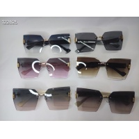 $25.00 USD Versace Sunglasses #1175603