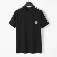 $25.00 USD Versace T-Shirts Short Sleeved For Men #1181494