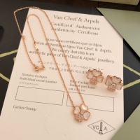 Van Cleef & Arpels Jewelry Set For Women #1182890