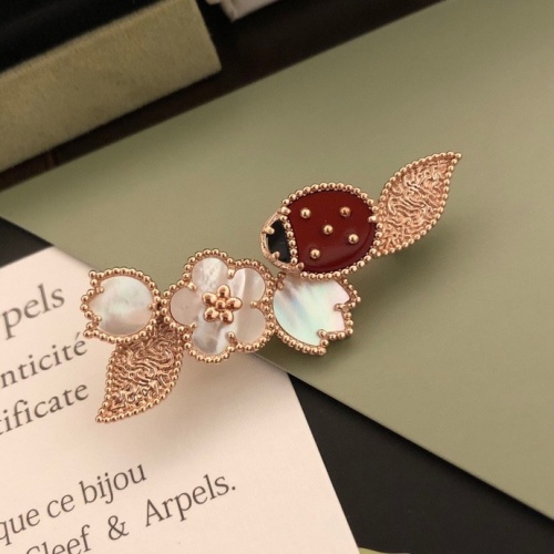 Replica Van Cleef &amp; Arpels Brooches For Women #1183865, $34.00 USD, [ITEM#1183865], Replica Van Cleef &amp; Arpels Brooches outlet from China