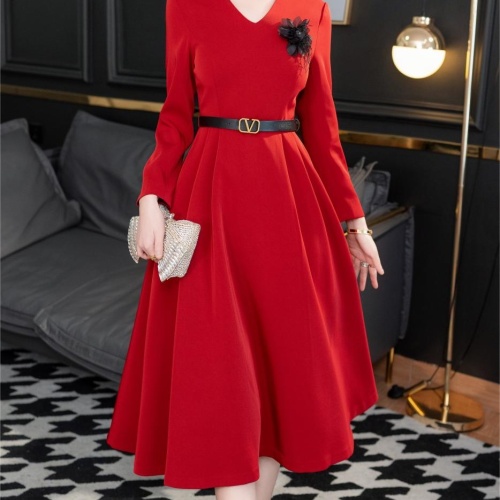 Replica Valentino Dresses Long Sleeved For Women #1184260 $112.00 USD for Wholesale