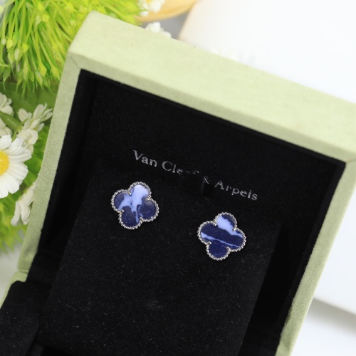 Replica Van Cleef & Arpels Earrings For Women #1184898 $27.00 USD for Wholesale