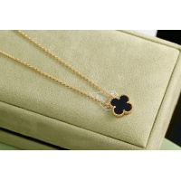$25.00 USD Van Cleef & Arpels Necklaces For Women #1184065