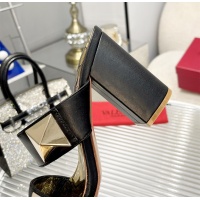 $80.00 USD Valentino Sandal For Women #1185257