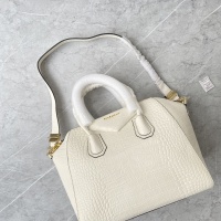 $190.00 USD Givenchy AAA Quality Handbags For Women #1185525