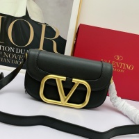 $112.00 USD Valentino AAA Quality Messenger Bags For Women #1185579