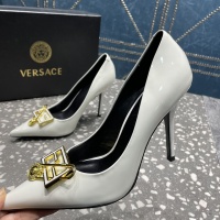 $115.00 USD Versace High-Heeled Shoes For Women #1185601