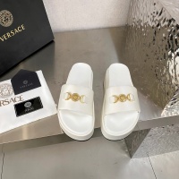 $100.00 USD Versace Slippers For Women #1185667