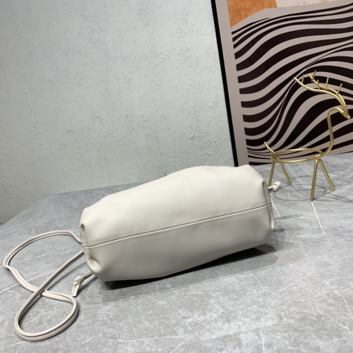 Replica Bottega Veneta BV AAA Quality Messenger Bags For Women #1193286 $96.00 USD for Wholesale