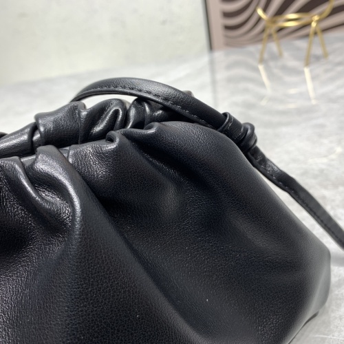 Replica Bottega Veneta BV AAA Quality Messenger Bags For Women #1193289 $96.00 USD for Wholesale