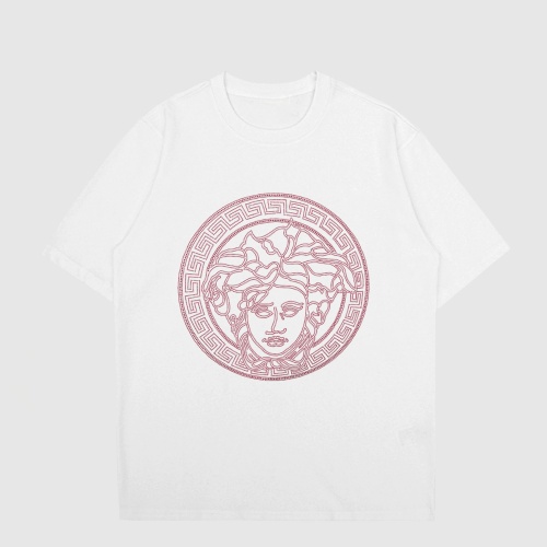 Replica Versace T-Shirts Short Sleeved For Unisex #1195222, $27.00 USD, [ITEM#1195222], Replica Versace T-Shirts outlet from China