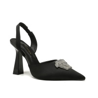 $85.00 USD Versace Sandal For Women #1186776