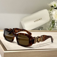Versace AAA Quality Sunglasses #1187349