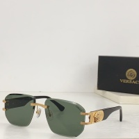 Versace AAA Quality Sunglasses #1187597