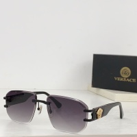 Versace AAA Quality Sunglasses #1187600