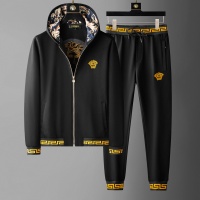 Versace Tracksuits Long Sleeved For Men #1187816