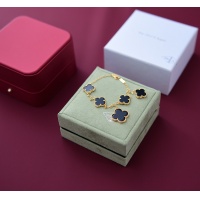 Van Cleef & Arpels Bracelets For Women #1191550