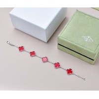 $22.00 USD Van Cleef & Arpels Bracelets For Women #1191560