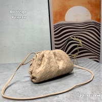 $98.00 USD Bottega Veneta BV AAA Quality Messenger Bags For Women #1193296