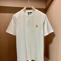$60.00 USD Versace T-Shirts Short Sleeved For Unisex #1195318