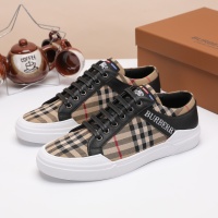 $68.00 USD Burberry Casual Shoes For Men #1196278