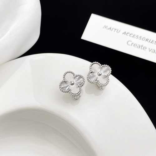 Replica Van Cleef & Arpels Earrings For Women #1203614 $56.00 USD for Wholesale