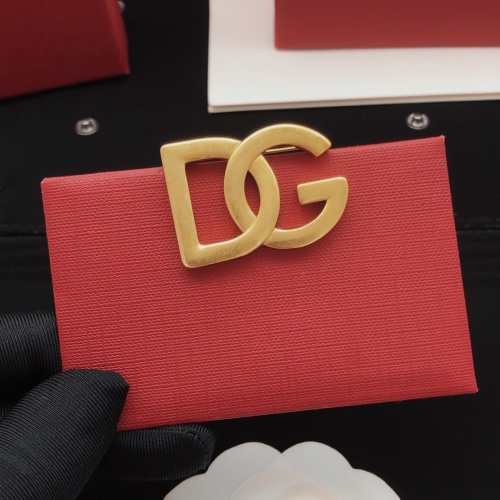 Replica Dolce & Gabbana Brooches For Women #1204374 $29.00 USD for Wholesale