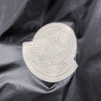 $122.00 USD Moncler Jackets Long Sleeved For Unisex #1196785