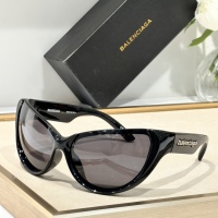 $60.00 USD Balenciaga AAA Quality Sunglasses #1198848
