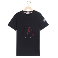 $23.00 USD Moncler T-Shirts Short Sleeved For Men #1199438