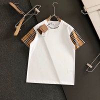 Burberry T-Shirts Short Sleeved For Unisex #1200189