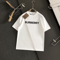$60.00 USD Burberry T-Shirts Short Sleeved For Unisex #1200335