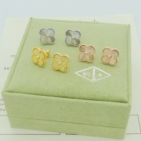 $25.00 USD Van Cleef & Arpels Earrings For Women #1203450