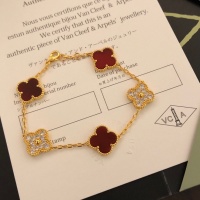 $36.00 USD Van Cleef & Arpels Bracelets For Women #1203608