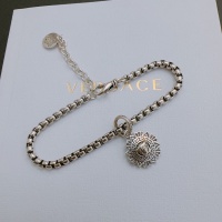 $40.00 USD Versace Bracelets #1204379