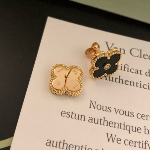 Replica Van Cleef & Arpels Earrings For Women #1205148 $27.00 USD for Wholesale