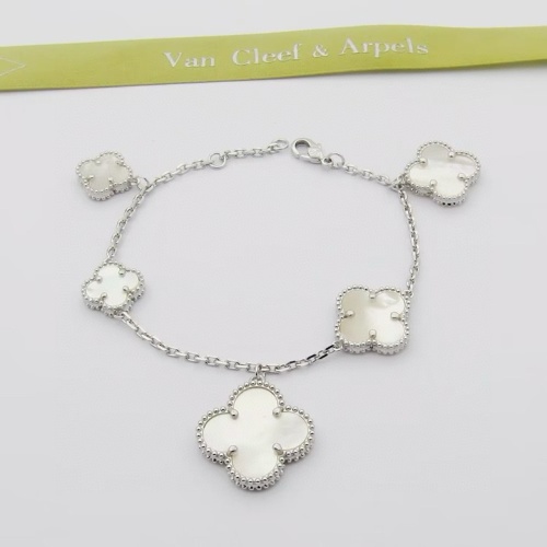 Replica Van Cleef &amp; Arpels Bracelets For Women #1205411, $32.00 USD, [ITEM#1205411], Replica Van Cleef &amp; Arpels Bracelets outlet from China