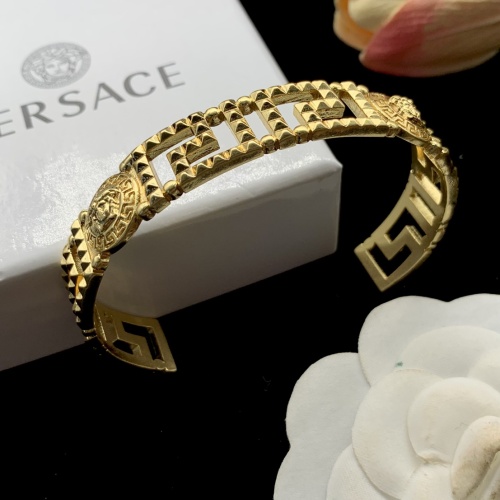 Replica Versace Bracelets #1205543 $27.00 USD for Wholesale