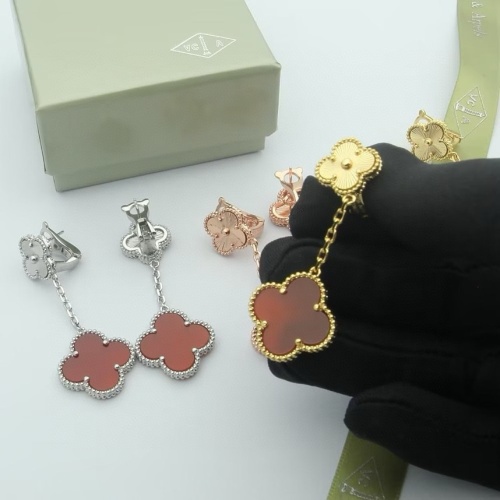 Replica Van Cleef & Arpels Earrings For Women #1205601 $34.00 USD for Wholesale